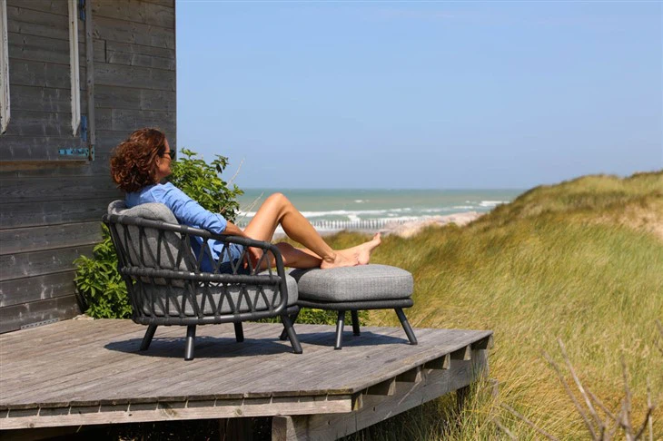 Modern Outdoor Living: Blending Comfort, Durability, And Versatility