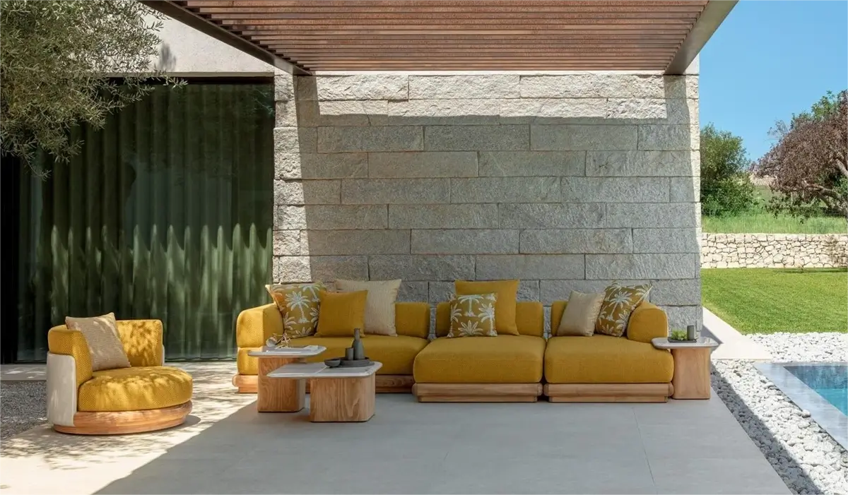 Lucerne Outdoor Modular Sectional Sofa | Howvin Contract