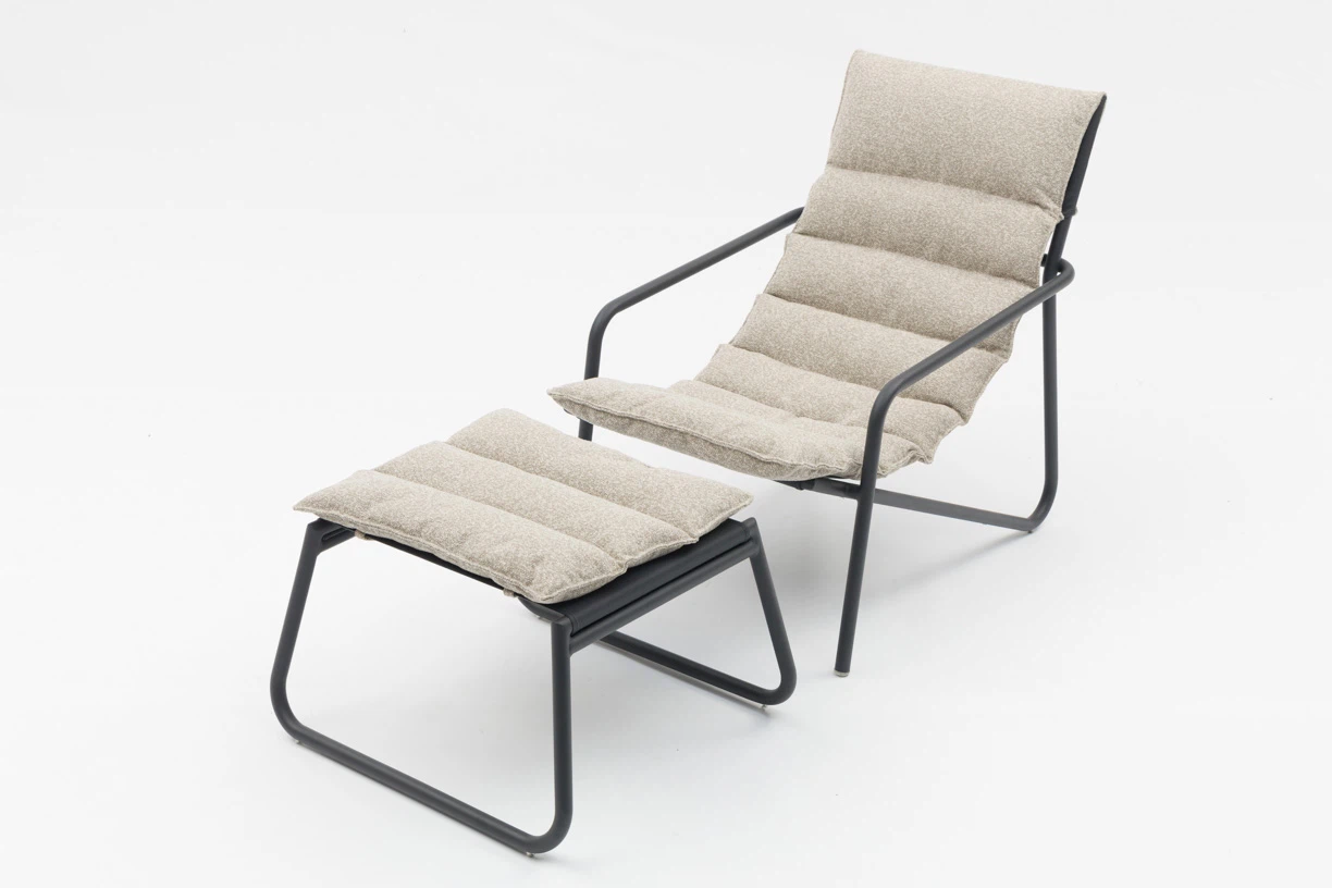 Modern Padded Outdoor Lounge Chair With Ottoman: Weatherproof Aluminum Frame Patio Seating