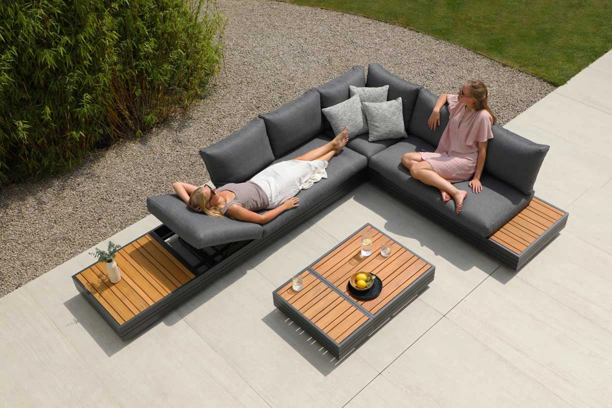 Modular Outdoor Sectional Sofa For Patio, Garden & Poolside – Weather-Resistant, Customizable Comfort