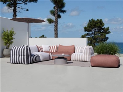 Custom Outdoor Cantilever Parasol Wholesale Supplier