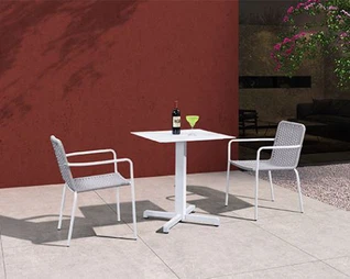Outdoor Dining Square Table